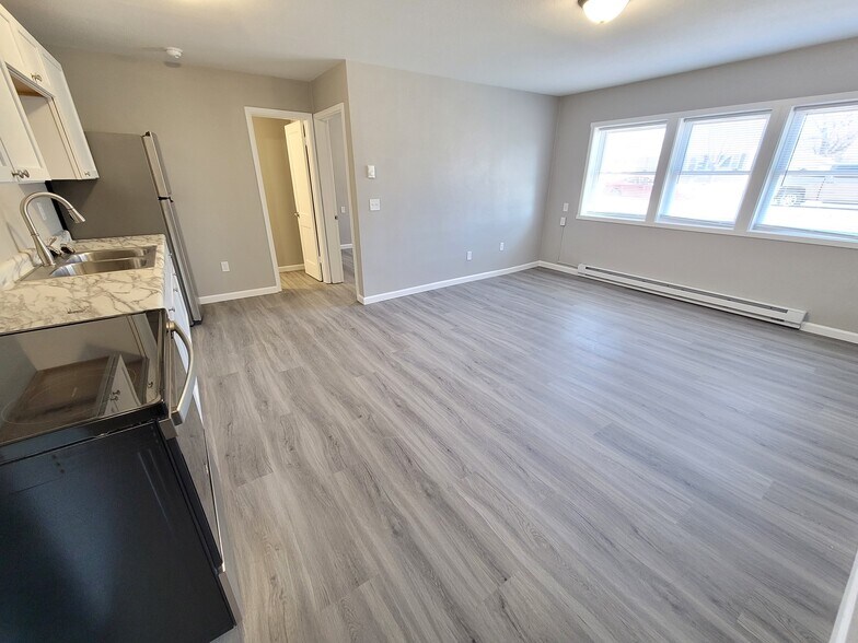 More Photos Of 1351 Iowa Ave SE, Huron Apartments For Sale