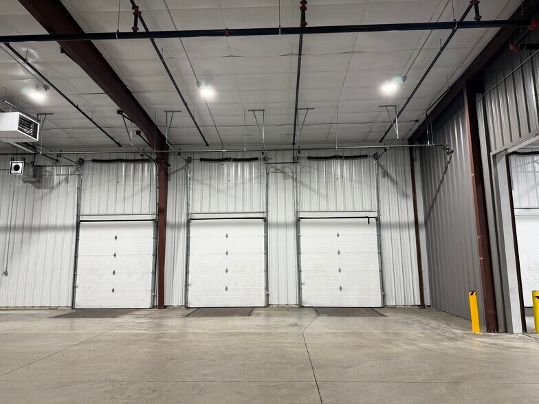 More Photos Of 3530 Marnie Ave, Waterloo Industrial For Sale