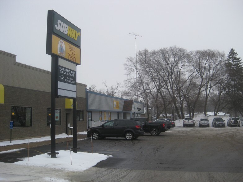 More Photos Of 25 Red River Ave N, Cold Spring Coworking Space