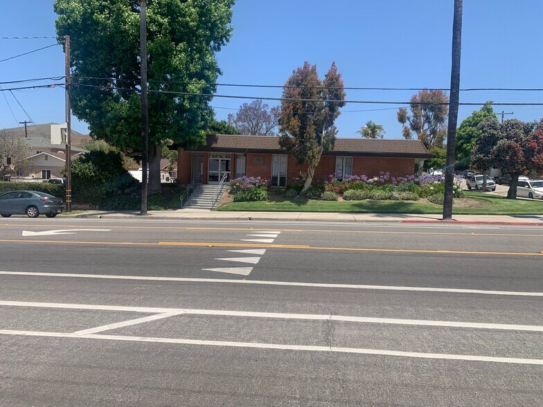 More Photos Of 4797 Loma Vista Rd, Ventura Office For Sale