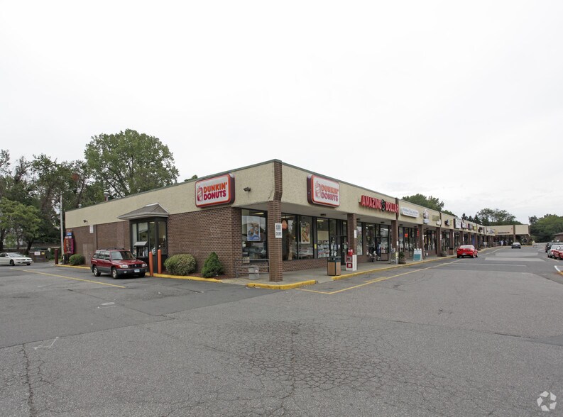 More Photos Of 1367-1391 New Haven Ave, Milford Unknown For Lease