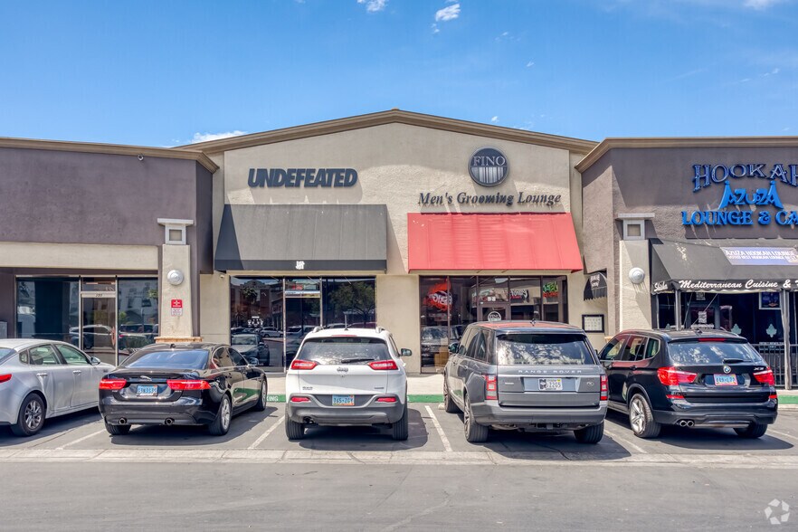 More Photos Of 4480 Paradise Rd, Las Vegas Storefront For Lease