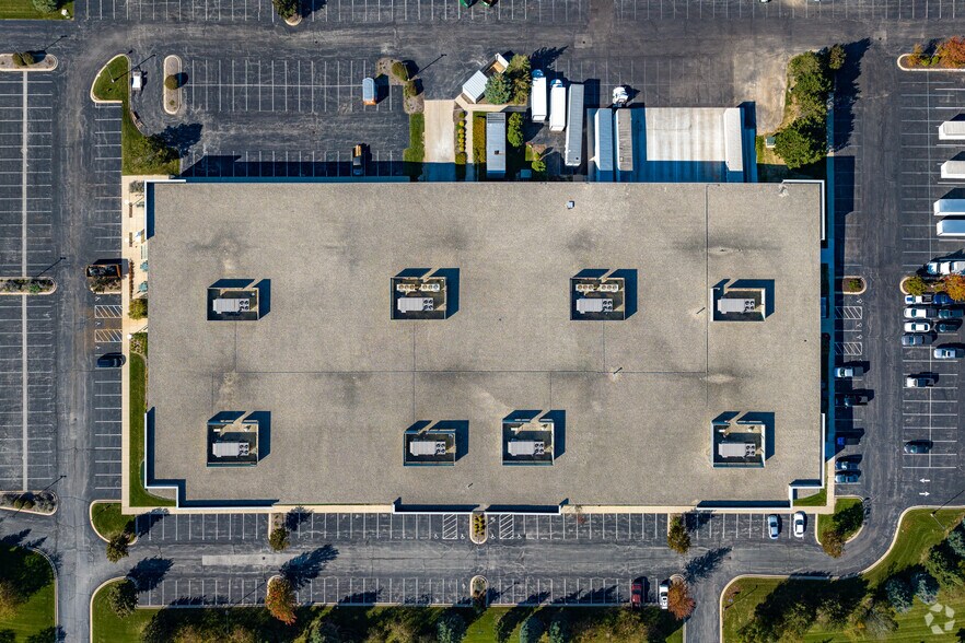 More Photos Of W233N2095 Ridgeview Pky, Waukesha Warehouse For Lease