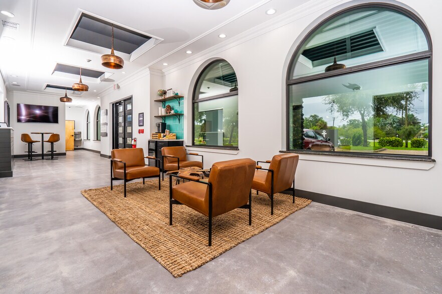 More Photos Of 223 N Causeway, New Smyrna Beach Medical For Sale