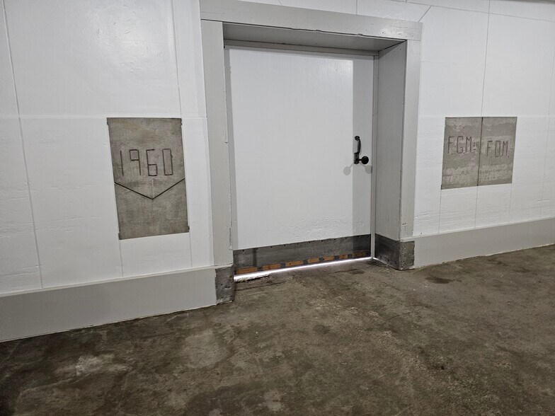 More Photos Of 4600 13th St, Great Falls Light Distribution For Lease