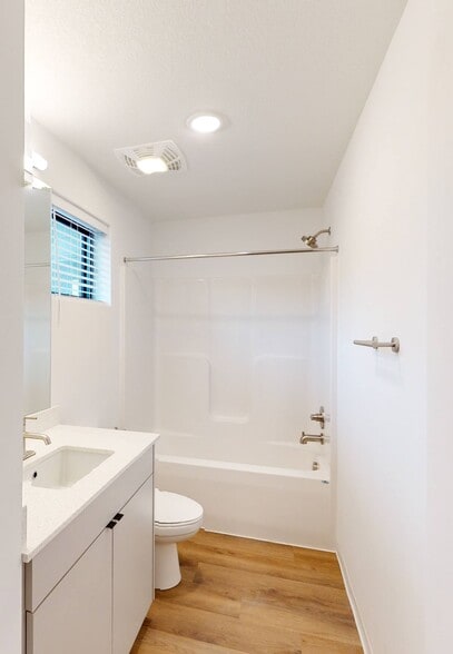 More Photos Of 6115 Nieman Rd, Shawnee Apartments For Sale