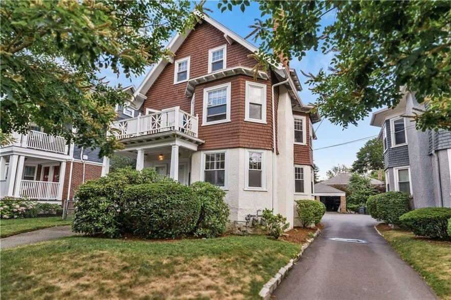 Primary Photo Of 155 Irving Ave, Providence Apartments For Sale