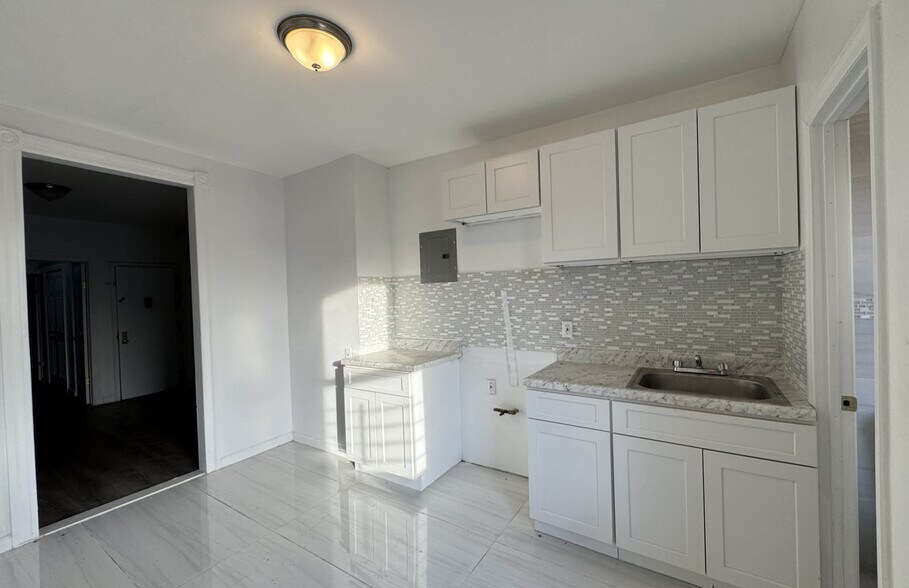 More Photos Of 422 E 161st St, Bronx Apartments For Sale