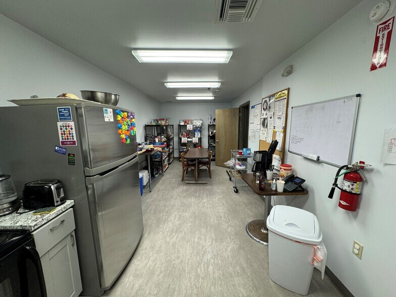 More Photos Of 3399 Peger Rd, Fairbanks Light Distribution For Lease