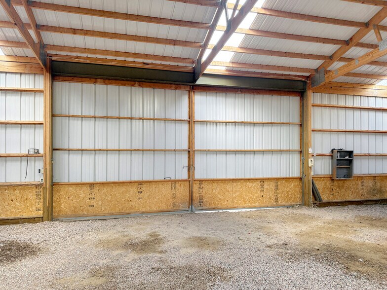 More Photos Of 820 Front St, Arriba Contractor Storage Yard For Sale