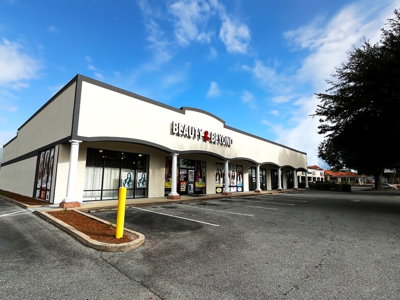 Primary Photo Of 141-147 Altama Connector, Brunswick General Retail For Lease