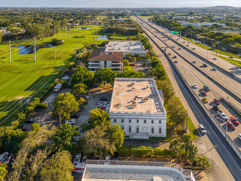More Photos Of 15165 NW 77th Ave, Miami Lakes Medical For Lease