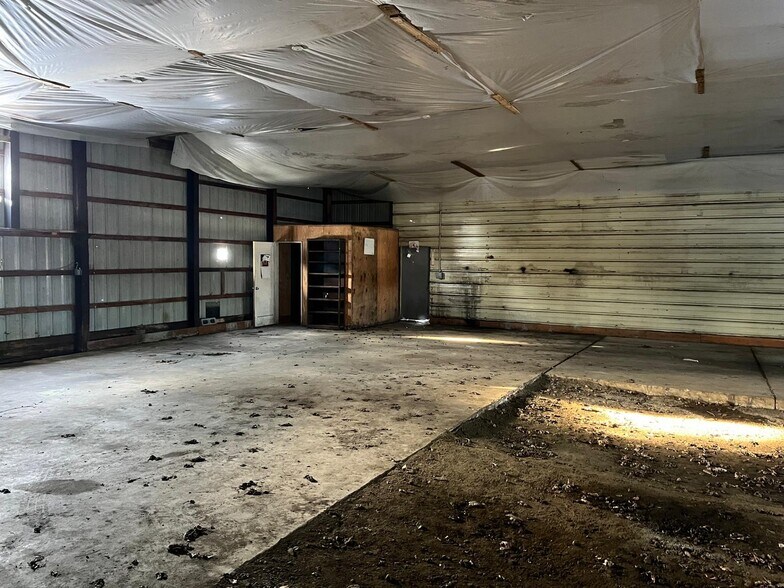 More Photos Of 832 Trexlertown Rd, Breinigsville Warehouse For Sale