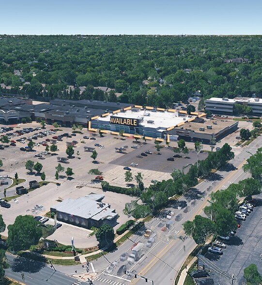 More Photos Of 325-615 E Palatine Rd, Arlington Heights Storefront For Lease