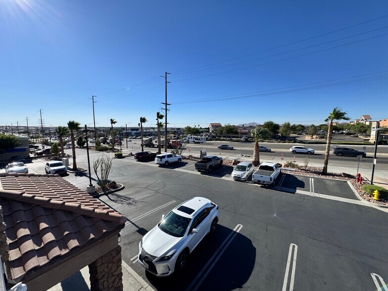 More Photos Of 19341 Bear Valley Rd, Apple Valley Medical For Lease