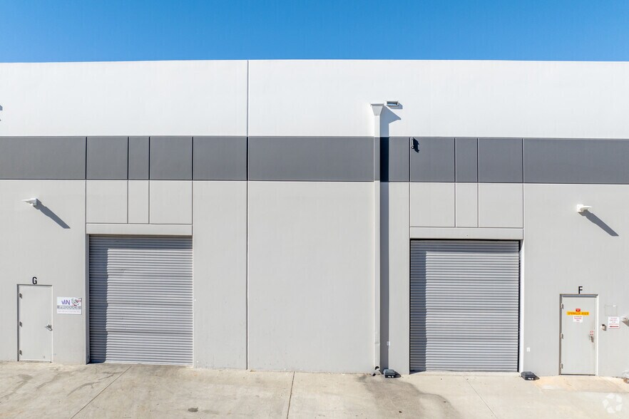 More Photos Of 12760 Danielson Ct, Poway Light Manufacturing For Lease