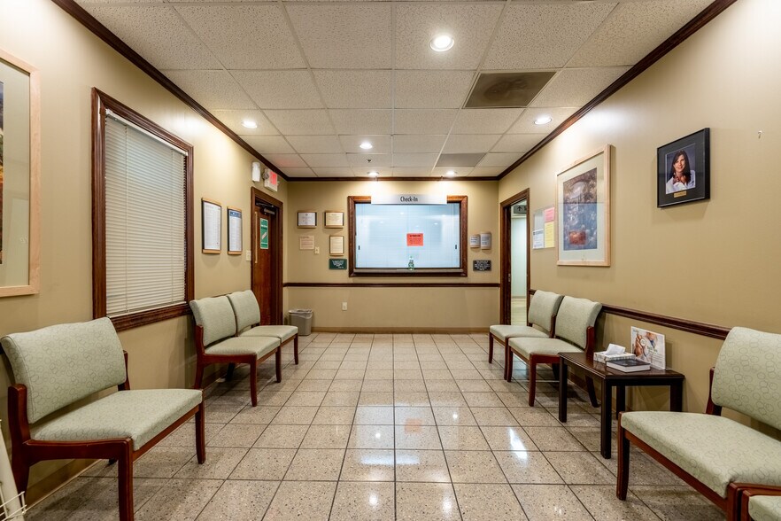 More Photos Of 6000 Joe Frank Harris Pky NW, Adairsville Healthcare For Lease