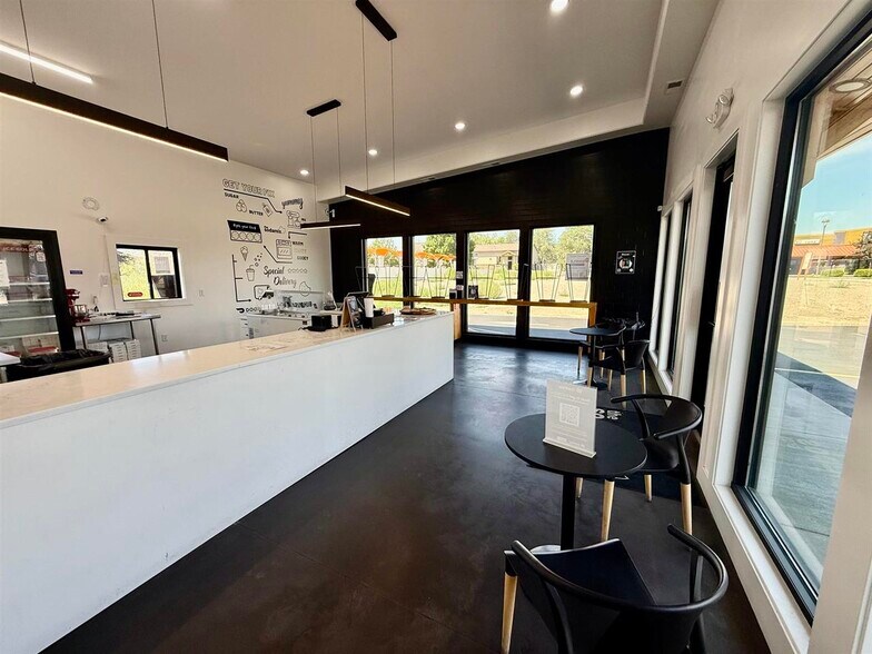 More Photos Of 4185 Poleline Rd, Pocatello Flex For Sale