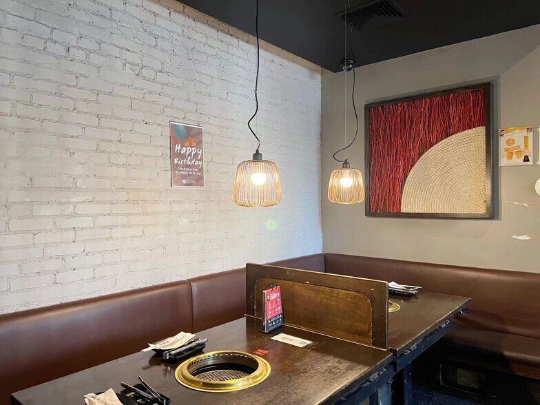 More Photos Of 1002 Beacon St, Brookline Storefront Retail Residential For Sale