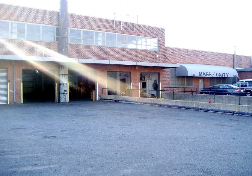 More Photos Of 54-08 46th St, Maspeth Warehouse For Lease