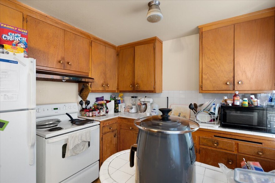 More Photos Of 236 Haas Ave, San Leandro Apartments For Sale
