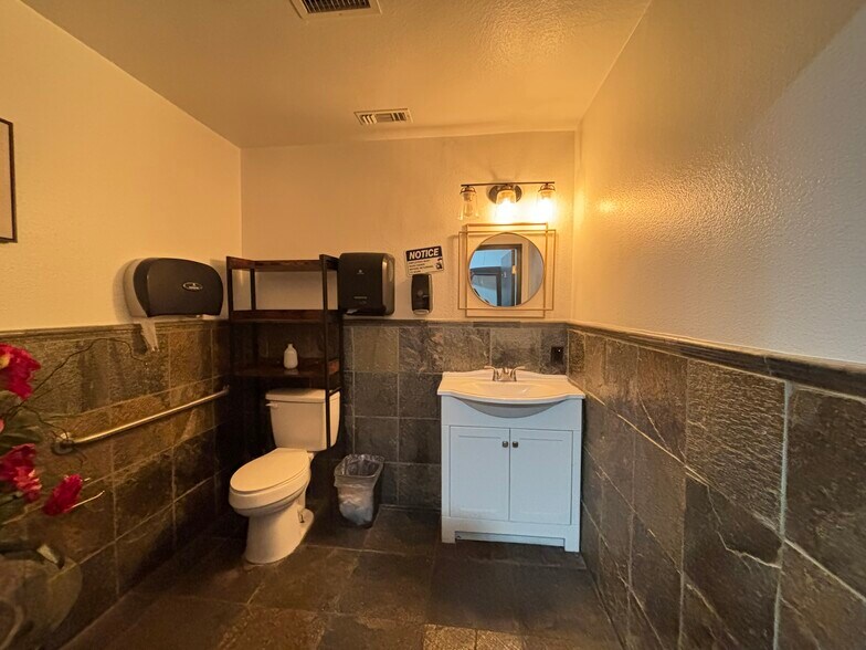 More Photos Of 15628 Cypress St, Irwindale Warehouse For Sale