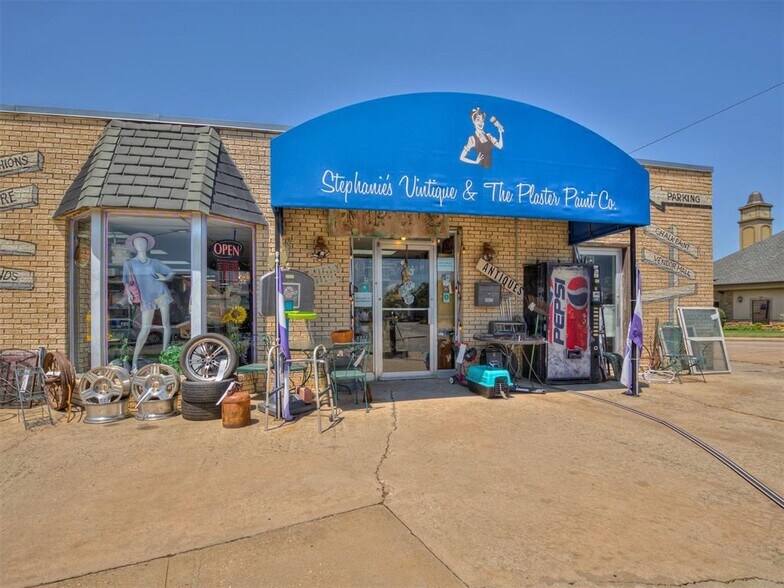 More Photos Of 6726 NW 38th St, Bethany Office For Sale