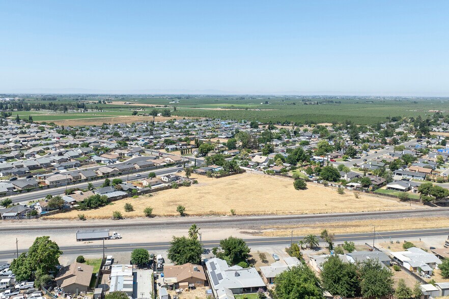 More Photos Of 7470 Walnut Ave, Winton Land For Sale