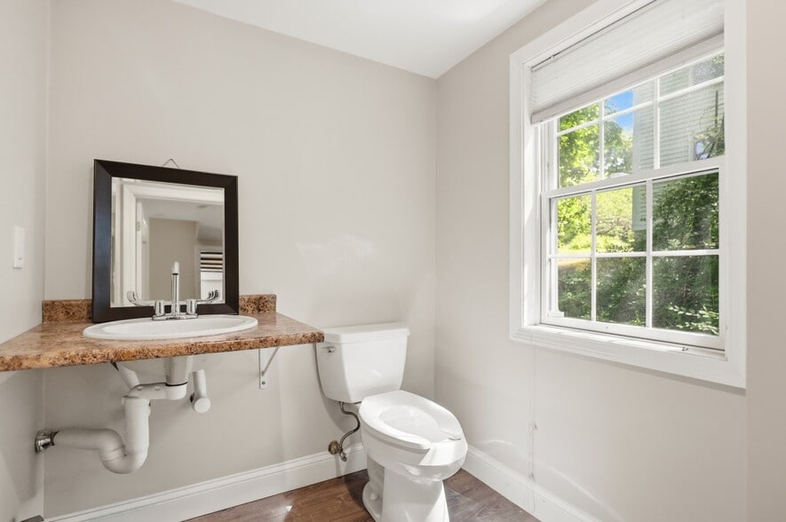 More Photos Of 75 Essex St, Andover Office For Sale