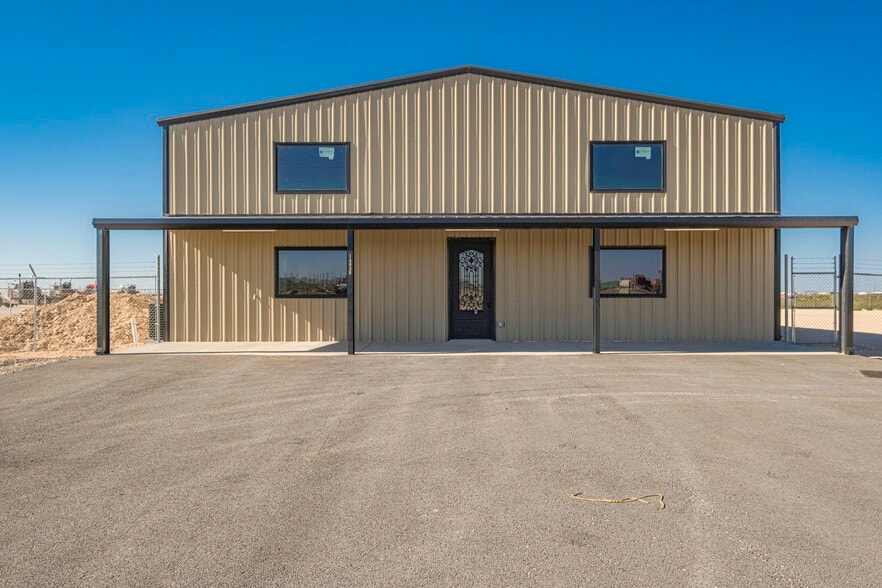 More Photos Of 14010 W Silver Fox Trl, Odessa Warehouse For Sale