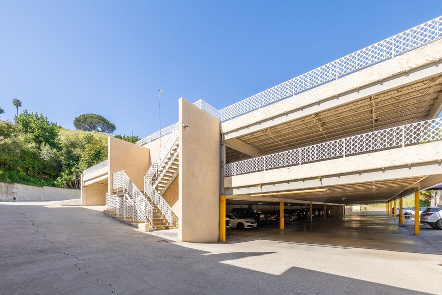 More Photos Of 827 Deep Valley Dr, Rolling Hills Estates Medical For Sale