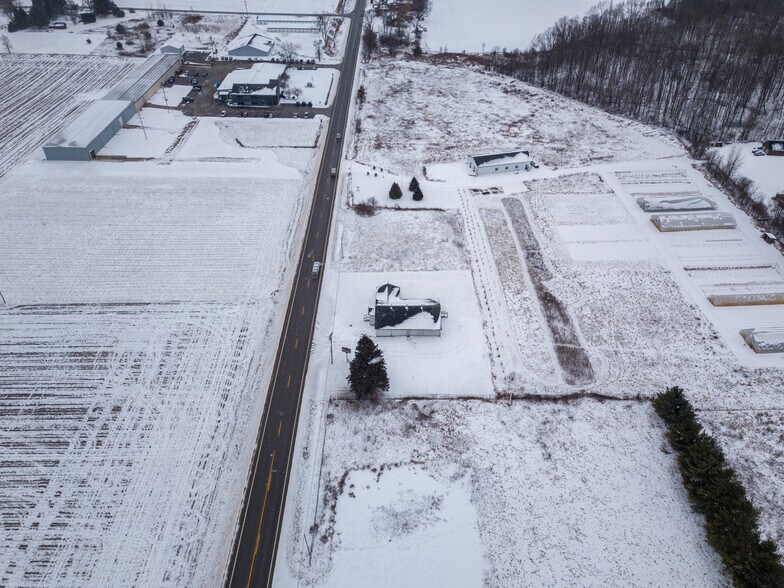 More Photos Of 6163 N Meridian Rd, Hope Flex For Sale