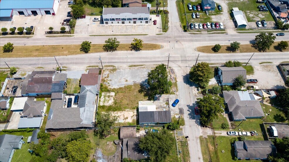 More Photos Of 741 McDaniel St, Houston Land For Sale
