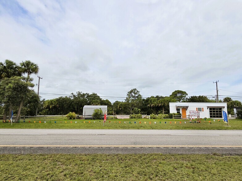 More Photos Of 2997 N Us Highway 1, Fort Pierce Light Manufacturing For Lease