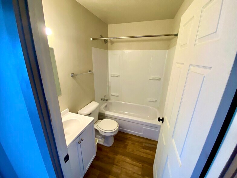 More Photos Of 229 2nd Ave SE, Cut Bank Apartments For Sale