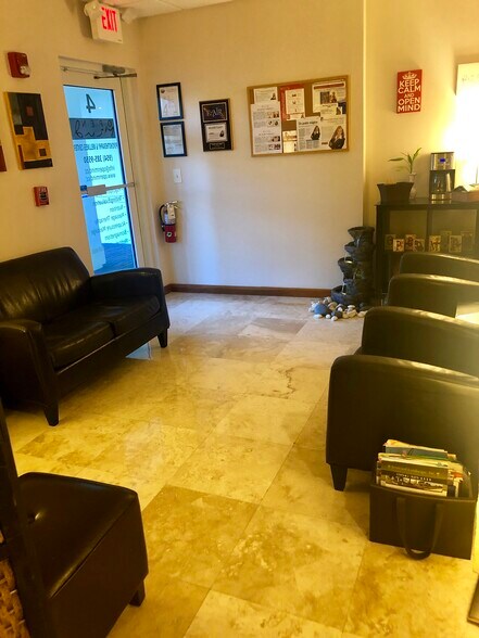 More Photos Of 2731 Executive Park Dr, Weston Medical For Lease