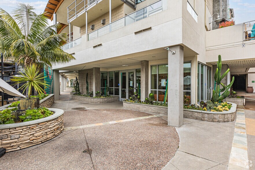 More Photos Of 687 S Coast Hwy 101, Encinitas Apartments For Lease