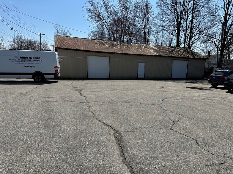 More Photos Of 103 River St, Sanford Manufacturing For Sale