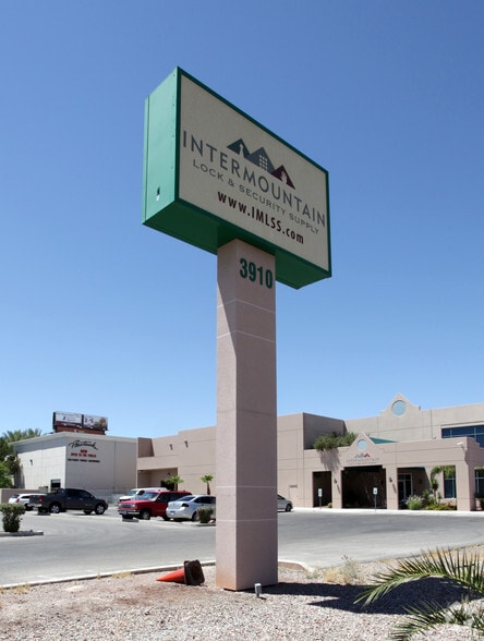 More Photos Of 3910 Graphic Center Dr, Las Vegas Warehouse For Lease