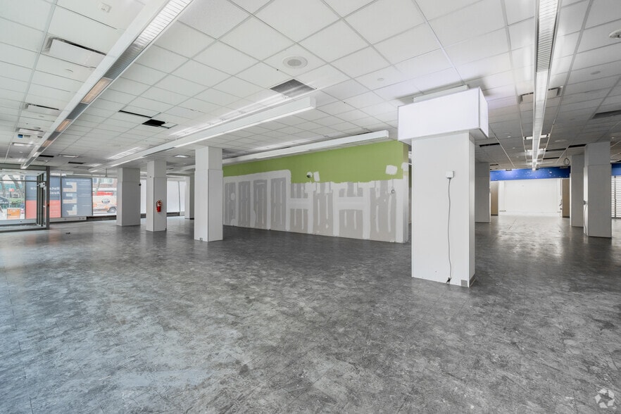 More Photos Of 300 E 23rd St, New York Apartments For Sale