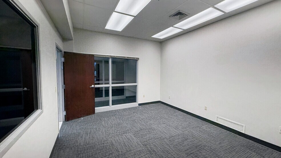 More Photos Of 1530 N 1000 W, Logan Warehouse For Lease