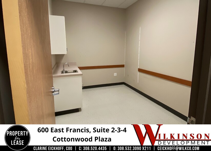 More Photos Of 600 E Francis St, North Platte Storefront For Lease