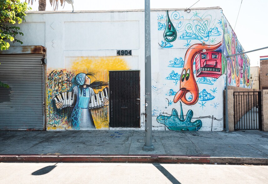 Primary Photo Of 4900-4904 W Adams Blvd, Los Angeles Freestanding For Sale