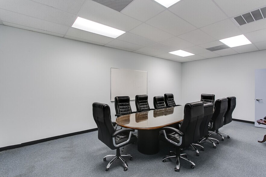 More Photos Of 1404 S Shelby St, Louisville Manufacturing For Sale