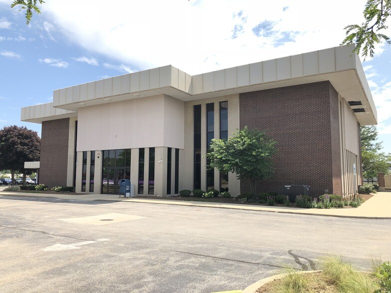 Primary Photo Of 4600 Lincoln Hwy, Matteson Medical For Sale