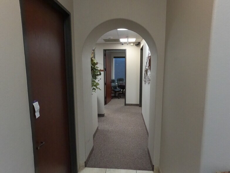 More Photos Of 6570 Naaman Forest Blvd, Garland Medical For Sale