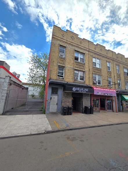 More Photos Of 40 Martin Luther King Jr Dr, Jersey City Multifamily For Sale
