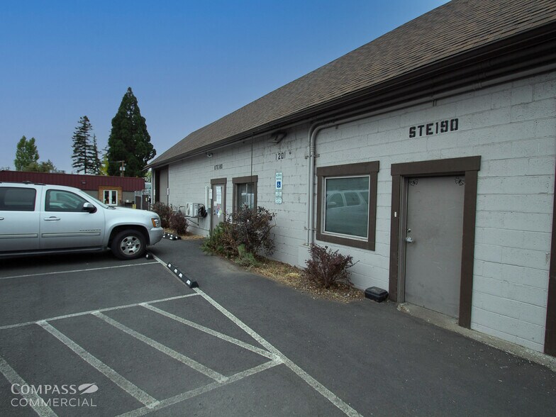 More Photos Of 1201 NE 2nd St, Bend Industrial For Lease
