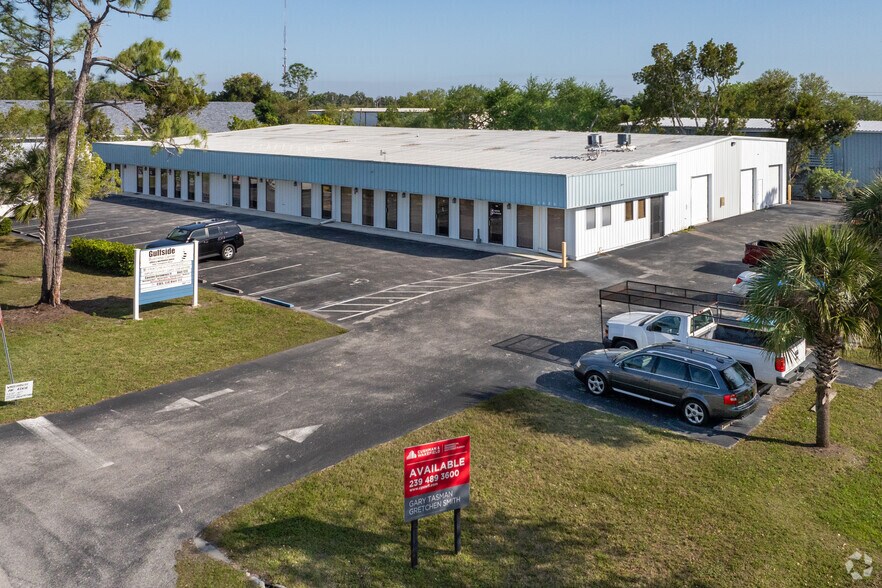 More Photos Of 5686 Youngquist Rd, Fort Myers Light Distribution For Lease