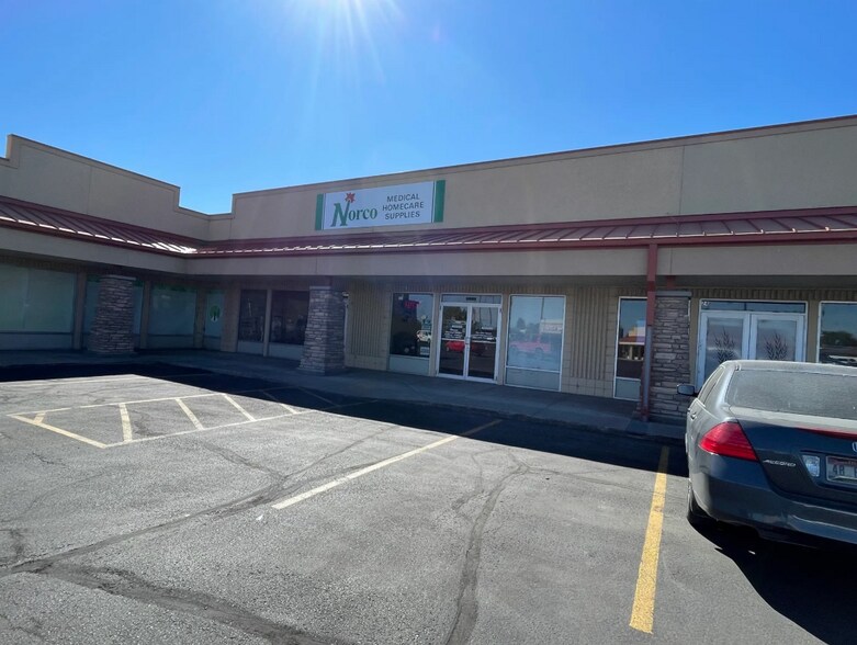 More Photos Of 1350 Parkway Dr, Blackfoot Bank For Lease